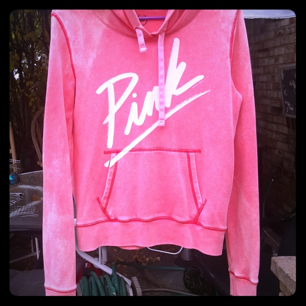 Vs pink pullover